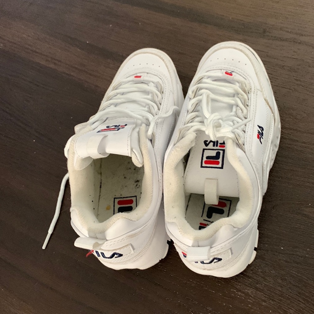 Fila sneakers size 3